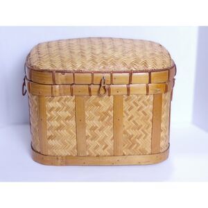 Vintage Asian Chinoiserie Herringbone Woven Ratan Wicker Lidded Basket 1960’s